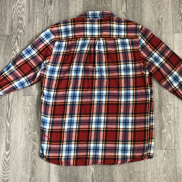 St. John’s Bay Vintage Flannel - Picture 5 of 5